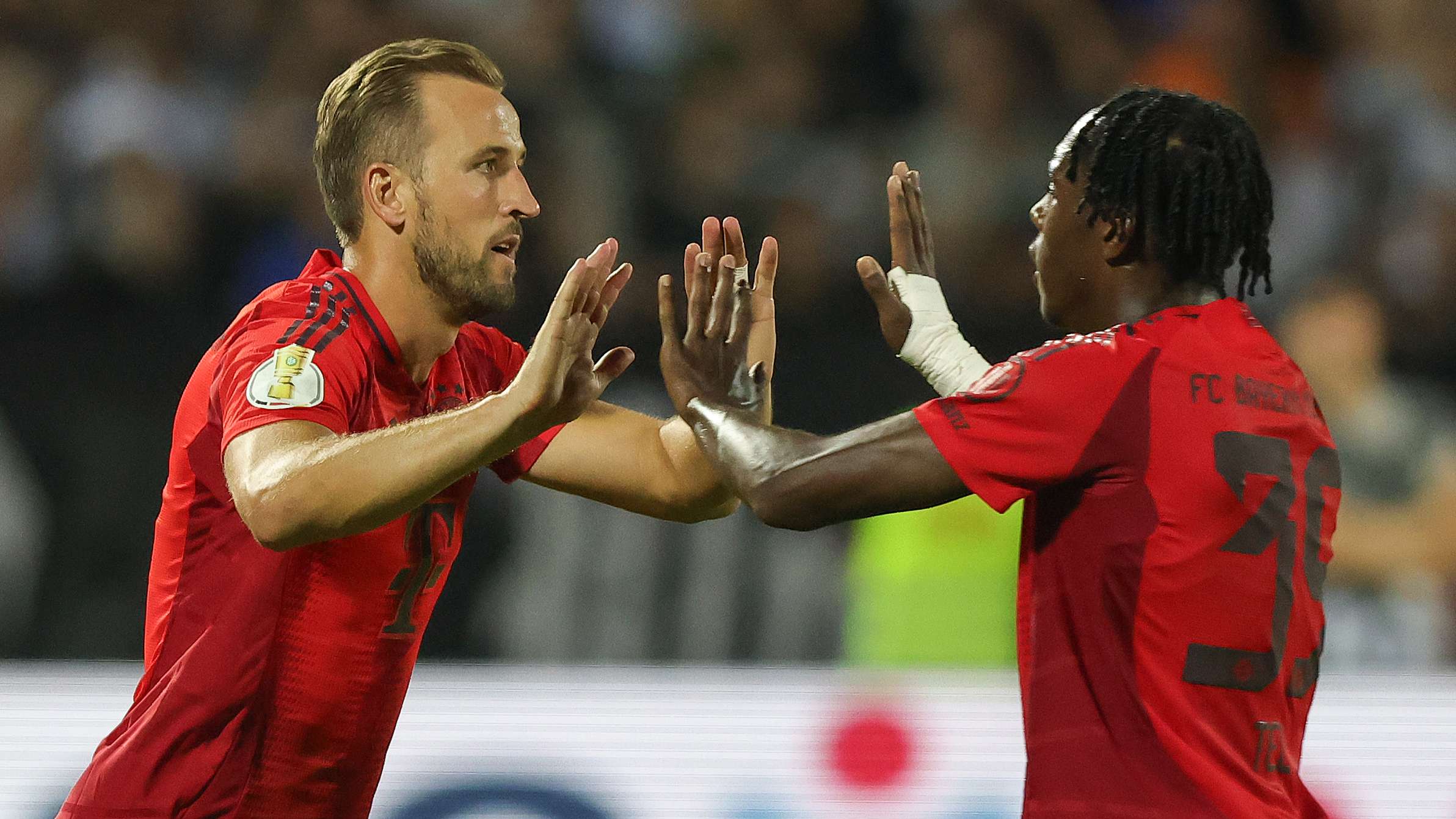 在足球赛场 在足球赛场